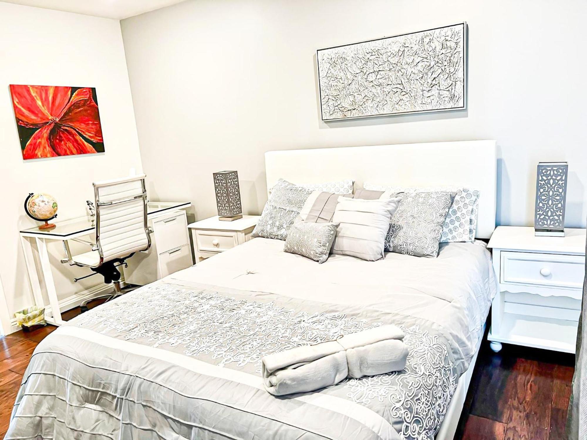 Modern 2-Bedroom Haven In The Heart Of La- Hud-Vp Los Angeles Eksteriør bilde